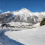 For 6 People With 2 * Val Cenis