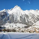 For 6 People With 2 Апартаменты *
